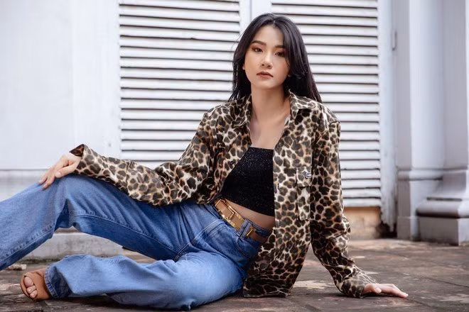 Nhờ có kinh nghiệm trong lĩnh vực thời trang, Thảo Nhi tự phối đồ mà không nhờ đến sự hỗ trợ của stylist ẢNH: NVCC