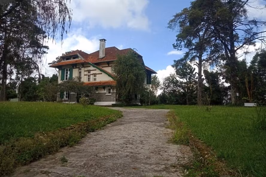 Khu biệt thự cổ trên đường Trần Hưng Đạo, TP.Đà Lạt, tỉnh Lâm Đồng. Ảnh: Nhiệt Băng