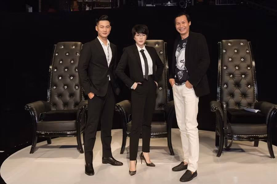 Vì vậy, lần xuất hiện này của cô vừa khiến khán giả bất ngờ, vừa cho thấy nữ diễn viên không ngại làm mới, thử sức với nhiều hình ảnh khác nhau khi xuất hiện trước công chúng.
