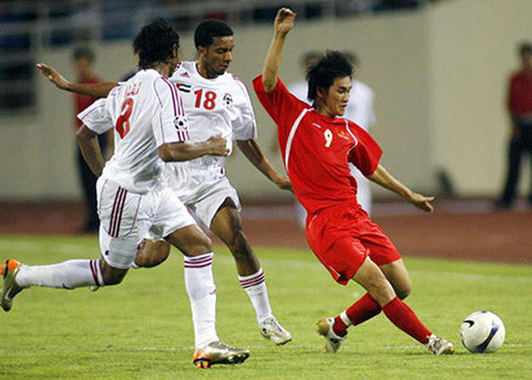 Công Vinh tỏa sáng giúp ĐT Việt Nam lọt vào tứ kết VCK Asian Cup 2007