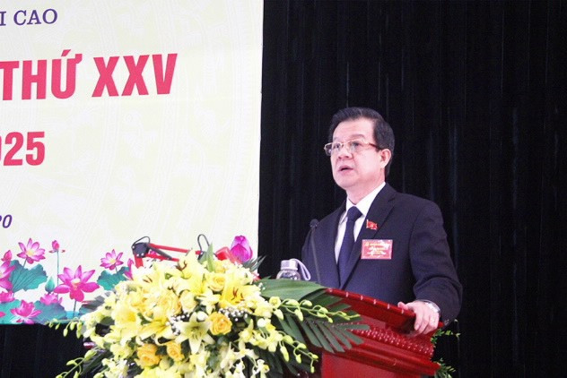 Ông Lê Hồng Quang được bầu, bổ nhiệm làm Bí thư Đảng bộ TAND Tối cao. Ảnh: VGP. Ông Lê Hồng Quang được bầu, bổ nhiệm làm Bí thư Đảng bộ TAND Tối cao. Ảnh: VGP.