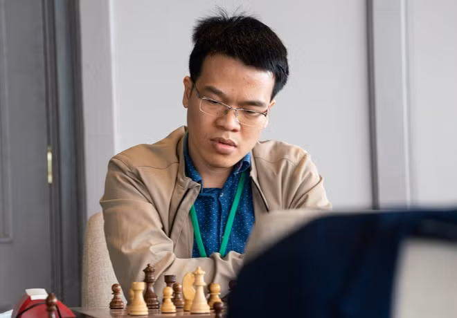 Lê Quang Liêm đánh bại Radjabov, vào tứ kết Banter Series 2020 - Ảnh: FIDE