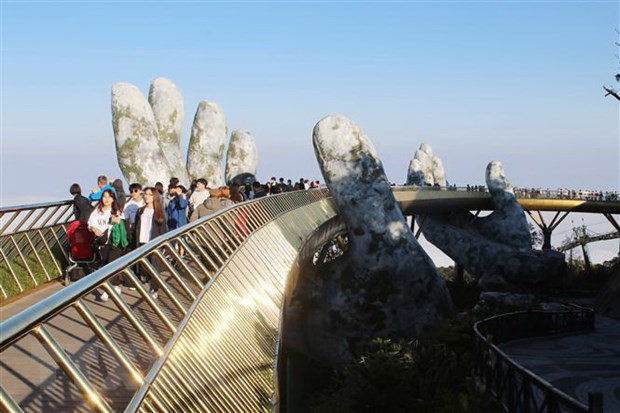 Khách đến tham quan Khu du lịch Bà Nà Hills hồi tháng 5/2020. (Nguồn: TTXVN)