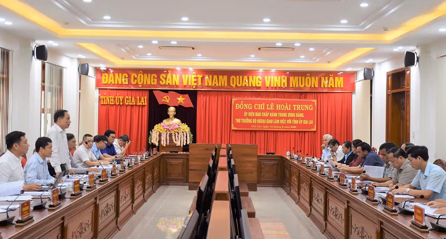 Quang cảnh buổi làm việc. Ảnh: Trần Dung.jpg