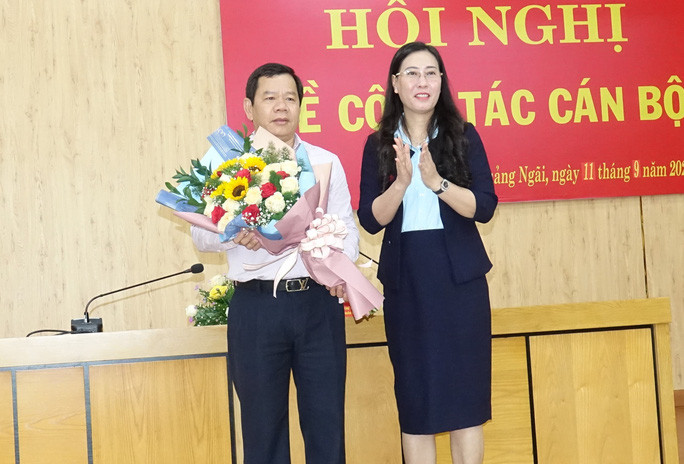  Ông Đặng Văn Minh được bầu giữ chức Phó Bí thư Tỉnh ủy Quảng Ngãi. Ảnh: T.Trực