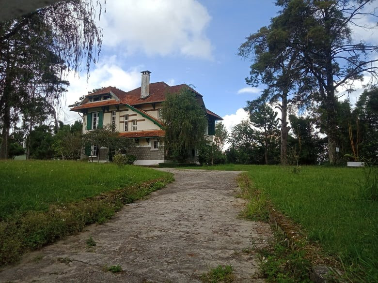 Công ty Cadasa nợ dai dẳng tiền thuê các căn biệt thự cổ trên đường Trần Hưng Đạo, Đà Lạt trong nhiều năm qua. Ảnh: Nhiệt Băng