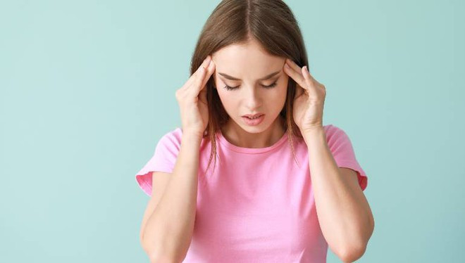 Huyết áp thấp có thể gây ra các triệu chứng như hoa mắt, chóng mặt, choáng váng, mệt lả, buồn nôn, lú lẫn và nhìn mờ... ẢNH MINH HỌA: SHUTTERSTOCK