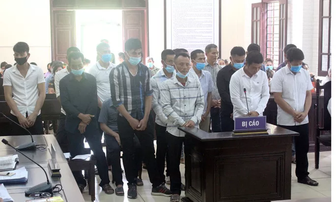 Các bị cáo tại phiên tòa sơ thẩm