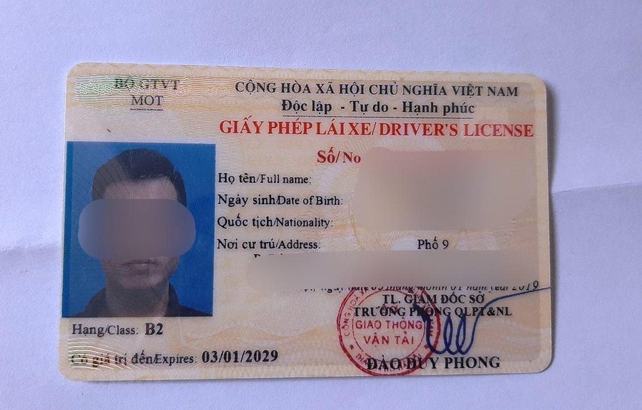 Quy định về điểm của giấy phép lái xe là một biện pháp quản lý hành chính. Nếu trong 1 năm mà bị trừ hết 12 điểm, tài xế phải học và thi sau ít nhất 6 tháng. (Ảnh: Việt Hùng/Vietnam+)