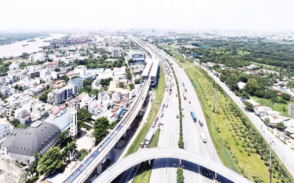 Thành phố Thủ Đức trong tương lai với tuyến đường trục Xa lộ Hà Nội kết nối giao thương thuận lợi - Ảnh: TỰ TRUNG