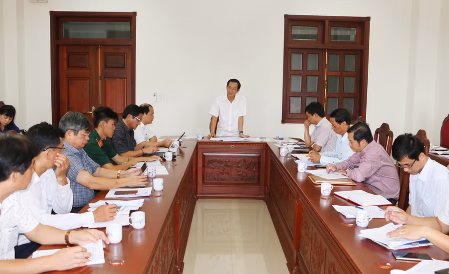 Quang cảnh buổi làm việc. Ảnh: Quang Tấn