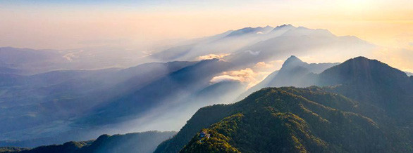 Núi rừng Bạch Mã hùng vĩ, chứa đựng biết bao giá trị của thiên nhiên - Ảnh: Trần Thiện.  Núi rừng Bạch Mã hùng vĩ, chứa đựng biết bao giá trị của thiên nhiên - Ảnh: Trần Thiện.