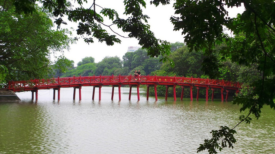 Cầu Thê Húc, Hà Nội - Ảnh: Thanh Tuấn