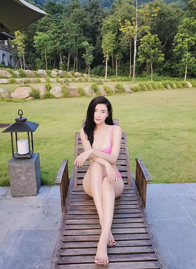 Cao Thái Hà cho biết cô hạn chế ăn tinh bột, tích cực tập luyện để lấy lại vóc dáng thon gọn ẢNH: FBNV