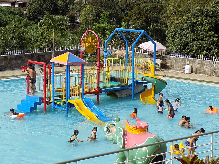 Phát triển các mô hình dạy bơi cho trẻ em và điểm vui chơi an toàn ở môi trường nước là giải pháp hiệu quả để phòng tránh đuối nước. Ảnh: Thanh Nhật Phát triển các mô hình dạy bơi cho trẻ em và điểm vui chơi an toàn ở môi trường nước. Ảnh: Thanh Nhật