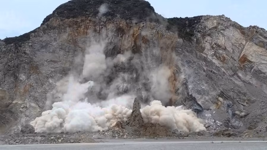 Thái bị tạm giữ vì có liên quan đến vụ án tàng trữ, sử dụng trái phép vật liệu nổ Ảnh minh họa