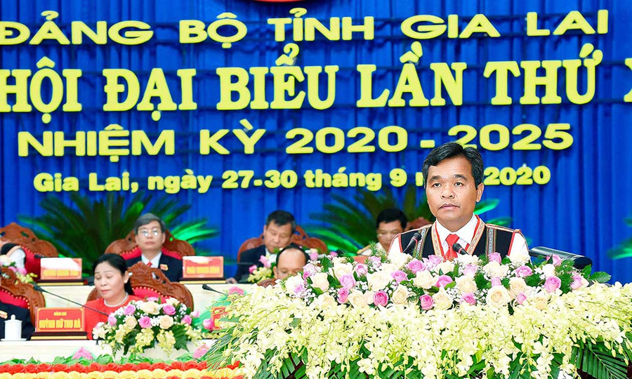 Bí thư Tỉnh ủy Hồ Văn Niên phát biểu đáp từ, lĩnh hội ý kiến chỉ đạo. Ảnh: Đức Thụy Ảnh: Đức Thụy