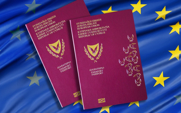 “Hộ chiếu vàng” của Cyprus mà rất nhiều người nước ngoài khát khao - Ảnh: London Daily “Hộ chiếu vàng” của Cyprus mà rất nhiều người nước ngoài khát khao - Ảnh: London Daily