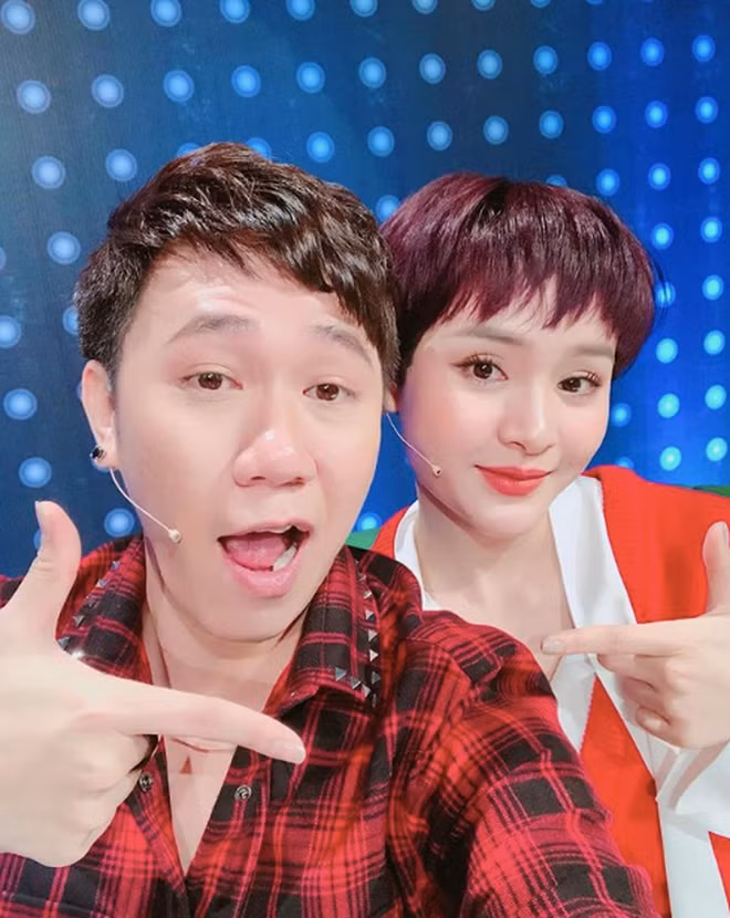 Hiền Hồ - Anh Đức là hai cái tên gây sốt khi liên tiếp bị dân mạng ghép đôi ẢNH: TL