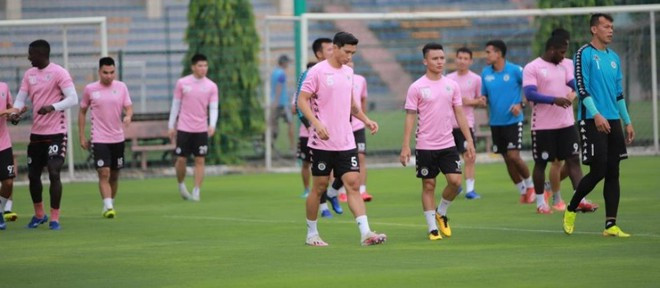 Gần đến ngày thi đấu, Văn Hậu bị chấn thương nhẹ ẢNH: THANH XUÂN