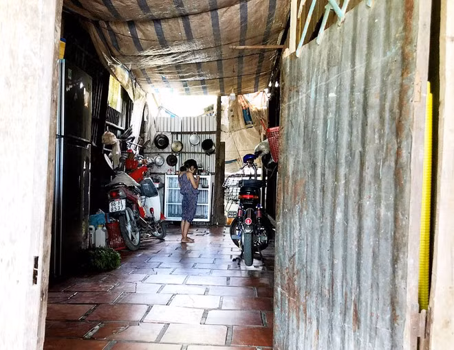 Bé Danh Thị Mỹ P. (con anh Danh Thanh Phương) hiện đang ở với dì ẢNH: LAM NGỌC