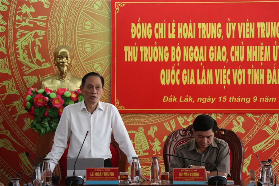 Uỷ viên Ủy viên Trung ương Đảng, Thứ trưởng Bộ Ngoại giao Lê Hoài Trung. Ảnh: Tuấn Anh