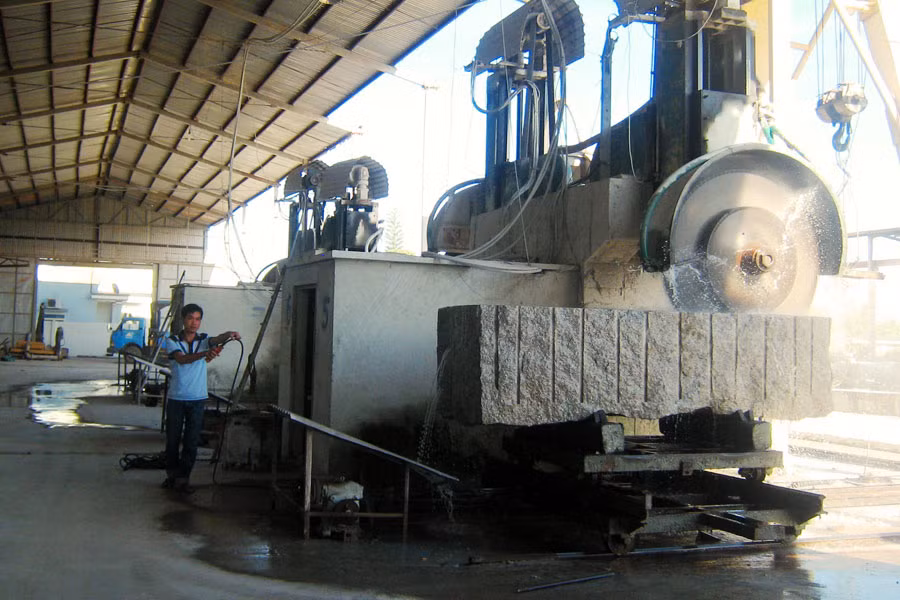 Tăng cường quản lý đối với các (DN) rủi ro cao về thuế. Ảnh: Hà Duy