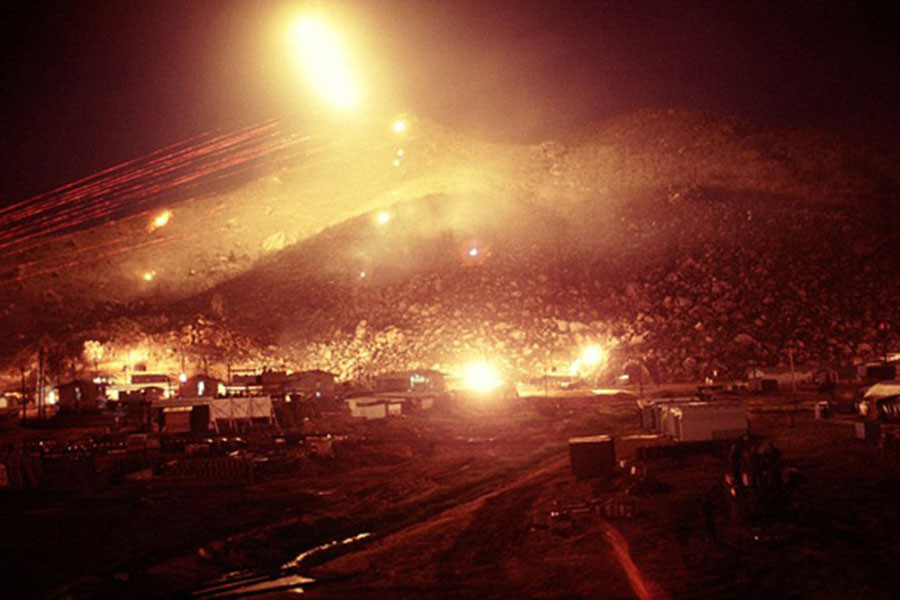 Những hình ảnh này trong các đoạn clip do James Speed Hensinger ghi lại năm ông 22 tuổi.