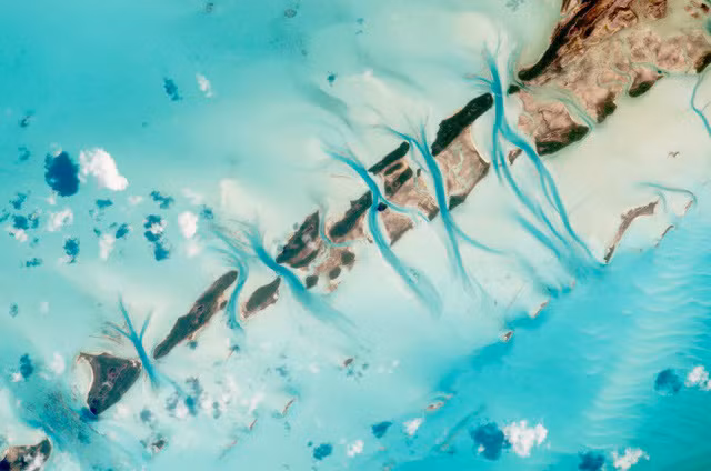  Đảo Great Exuma, Bahamas.