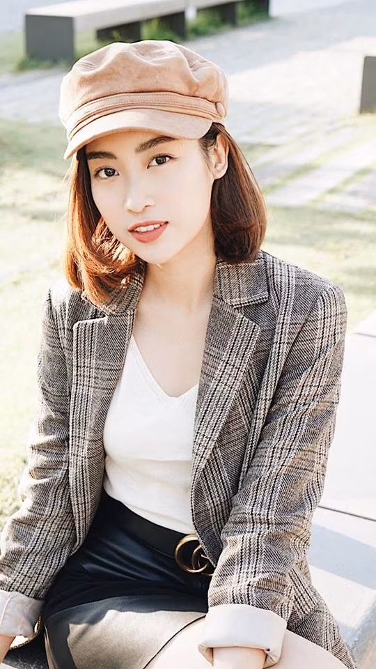 Mẫu bạn trai của Đỗ Mỹ Linh thay đổi nhiều sau khi cô đăng quang Hoa hậu Việt Nam năm 2016.