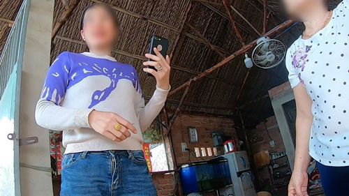 Bà K. chủ quán cà phê “chòi”, không cho đưa Ngọc về trụ sở công an làm việc