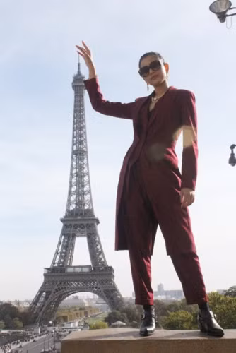 Vừa qua, Á hậu Trương Thị May đã có chuyến hành trình đến Pháp để tham dự một sự kiện của làng giải trí.