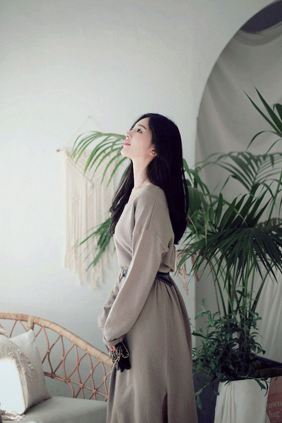 Mốt diện váy suông, áo blazer cùng các kiểu đai lưng vải, dây thắt lưng da đang được các tín đồ thời trang ưa chuộng. Nếu có vóc dáng thon gọn thì các nàng cũng không nên bỏ qua cách mix đồ này. Mốt diện váy suông, áo blazer cùng các kiểu đai lưng vải, dây thắt lưng da đang được các tín đồ thời trang ưa chuộng. Nếu có vóc dáng thon gọn thì các nàng cũng không nên bỏ qua cách mix đồ này.