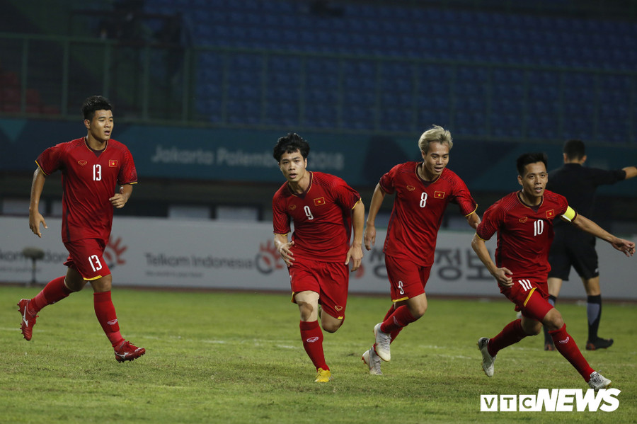 Đội tuyển Việt Nam được kỳ vọng nhiều sau thành công ở VCK U23 châu Á và ASIAD. Đội tuyển Việt Nam được kỳ vọng nhiều sau thành công ở VCK U23 châu Á và ASIAD.