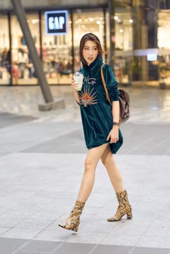  Cùng với dự án mới sẽ được thực hiện vào tháng 12, Thúy Ngân sẽ xuất hiện với hình ảnh hoàn toàn khác biệt trước đây.