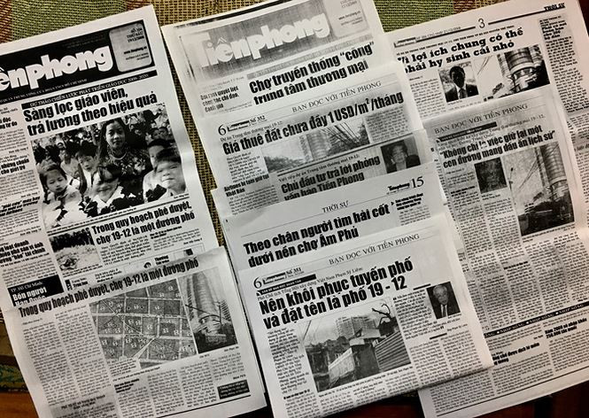 Loạt bài trên báo Tiền Phong