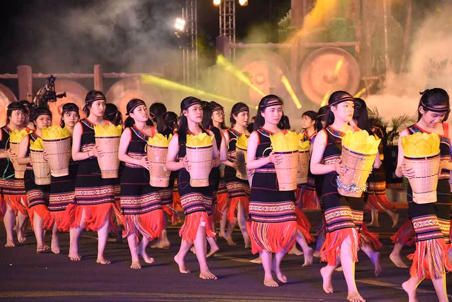  Thiếu nữ Tây Nguyên. Ảnh: Trần Dung