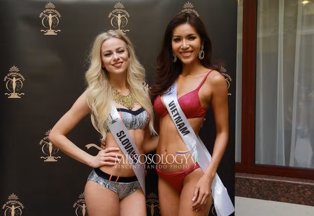 Minh Tú trình diễn đầy tự tin, khép lại vòng thi trình diễn bikini như “vedette“.