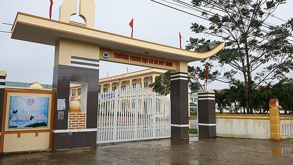 Trường THCS Duy Ninh nơi cháu N. bị cô T. bắt chịu phạt 231 cái tát  Trường THCS Duy Ninh nơi cháu N. bị cô T. bắt chịu phạt 231 cái tát