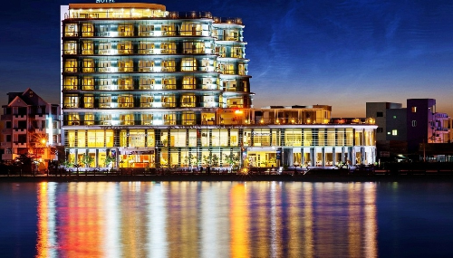 Hà Tiên đang đẩy mạnh quảng bá du lịch để trở thành thành phố du lịch biển trọng điểm của khu vực phía Nam.  Hà Tiên đang đẩy mạnh quảng bá du lịch để trở thành thành phố du lịch biển trọng điểm của khu vực phía Nam.