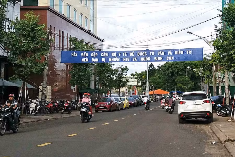  Tăng cường truyền thông phòng-chống HIV/AIDS. Ảnh: N.N