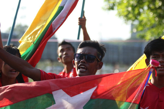 Người hâm mộ Myanmar tin tưởng đội nhà sẽ đánh bại được tuyển Việt Nam