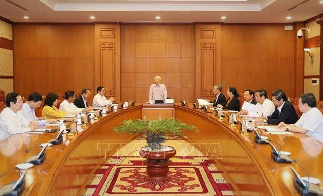 Tổng Bí thư, Chủ tịch nước Nguyễn Phú Trọng chủ trì họp Ban Chỉ đạo xây dựng Quy hoạch cán bộ cấp chiến lược nhiệm kỳ 2021-2026. (Ảnh: TTXVN) Tổng bí thư, Chủ tịch nước Nguyễn Phú Trọng chủ trì họp Ban Chỉ đạo xây dựng Quy hoạch cán bộ cấp chiến lược nhiệm kỳ 2021-2026. (Ảnh: TTXVN)
