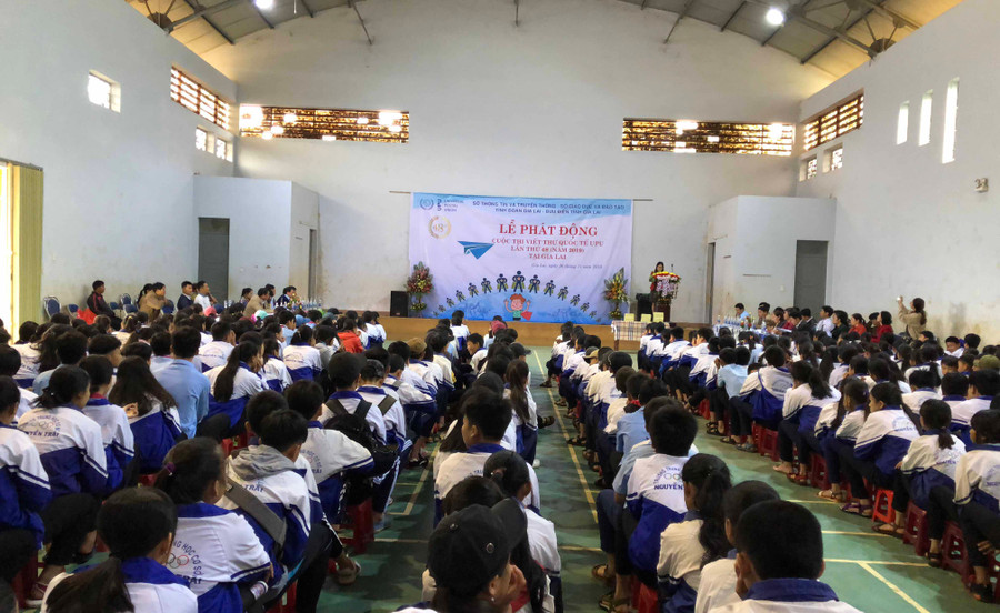 Toàn cảnh buổi lễ phát động. Ảnh: Phan Lài