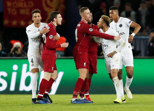 Tranh cãi với đối thủ