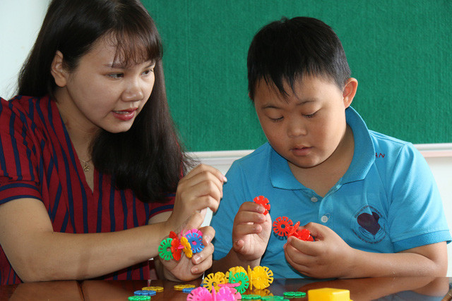 Hai năm, đủ để cô Khang hiểu được tâm tư của những đúa trẻ không may bị khiếm khiết