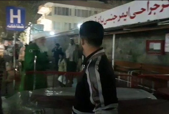  Hiện trường vụ nổ bom tại Kabul. Ảnh: Twitter