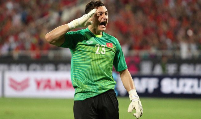 Thủ môn Đặng Văn Lâm chưa bị thủng lưới sau 4 trận đấu vòng bảng Thủ môn Đặng Văn Lâm chưa bị thủng lưới sau 4 trận đấu vòng bảng