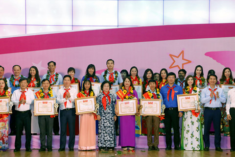 Toàn thể lễ tuyên dương