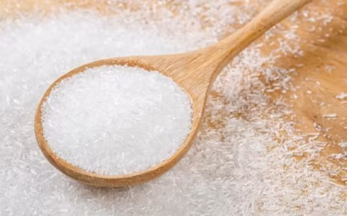  Bột ngọt (mì chính) là một loại gia vị được sử dụng ở nhiều quốc gia trên thế giới, nhằm mang lại vị umami (vị ngon, ngọt thịt) cho các món ăn. Nguồn: Internet.